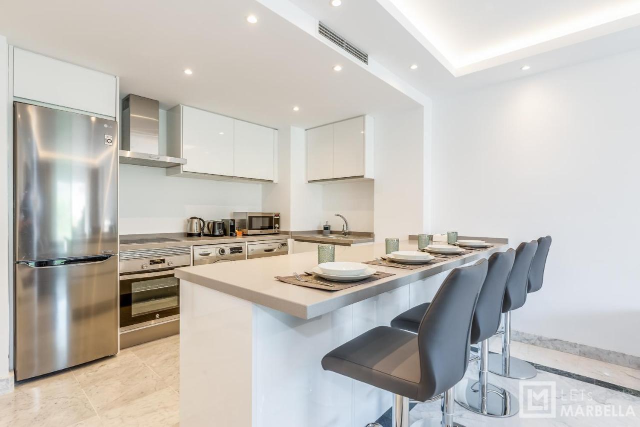 Letsmarbella - New 2Br Apartment In Puerto Banus - Pool & Parking Exterior photo